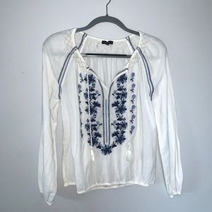 Abercrombie & Fitch white blouse